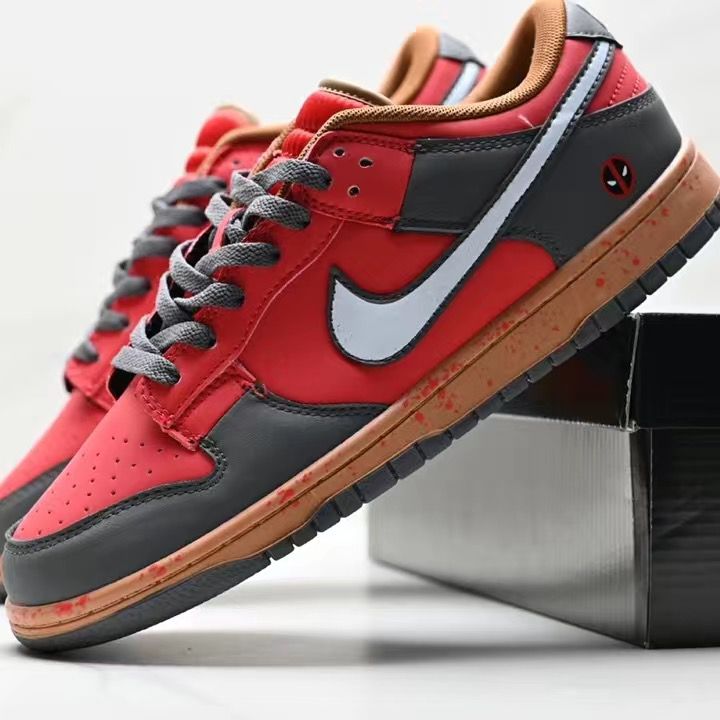 NIKE Deadpool Dunk Low – tinysneaker